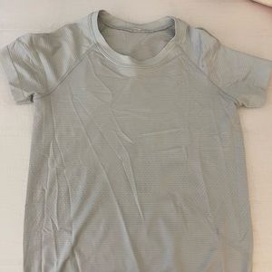 Lululemon Swiftly tech short sleeve race length